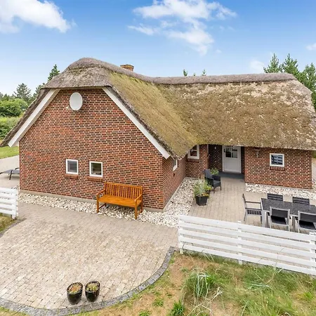 בית נופש Ronna - 2-2km From The Sea By Interhome