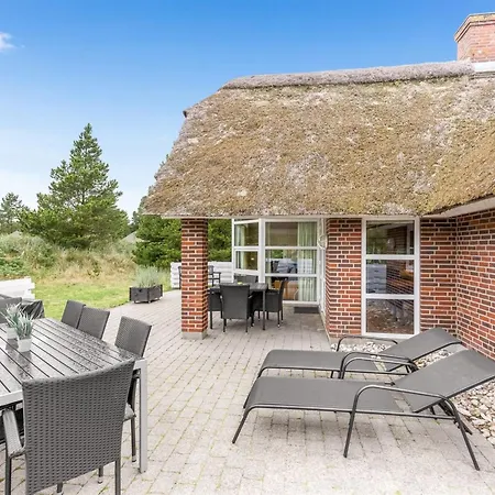 בית נופש Ronna - 2-2km From The Sea By Interhome