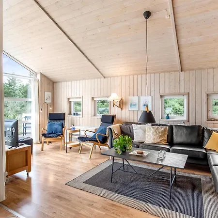 Ronna - 2-2km From The Sea By Interhome Blavand