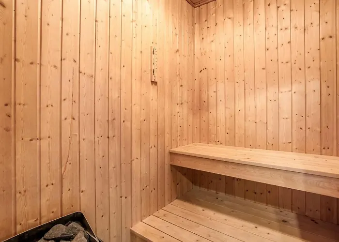 Holiday home Ronna - 2-2km From The Sea By Interhome *