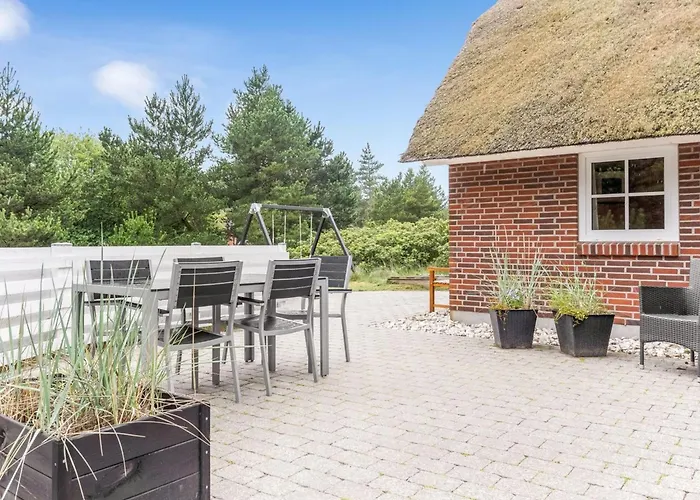 Ronna - 2-2km From The Sea By Interhome *